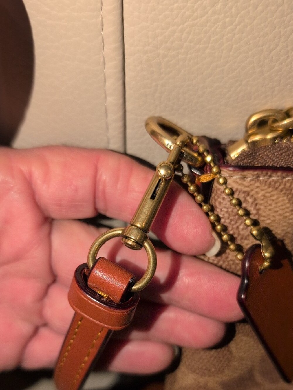 Coach Kitt Messenger Crossbody Bag - Picture 6 of 11